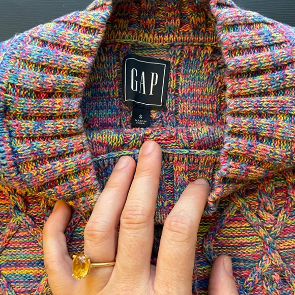 Gap cropped pink multi-color fisherman’s sweater - Picture 2 of 3